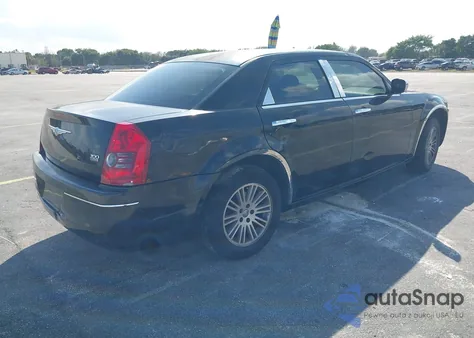 2010 Chrysler 300 Touring from USA, damaged, VIN 2C3CA4CD4AH164093